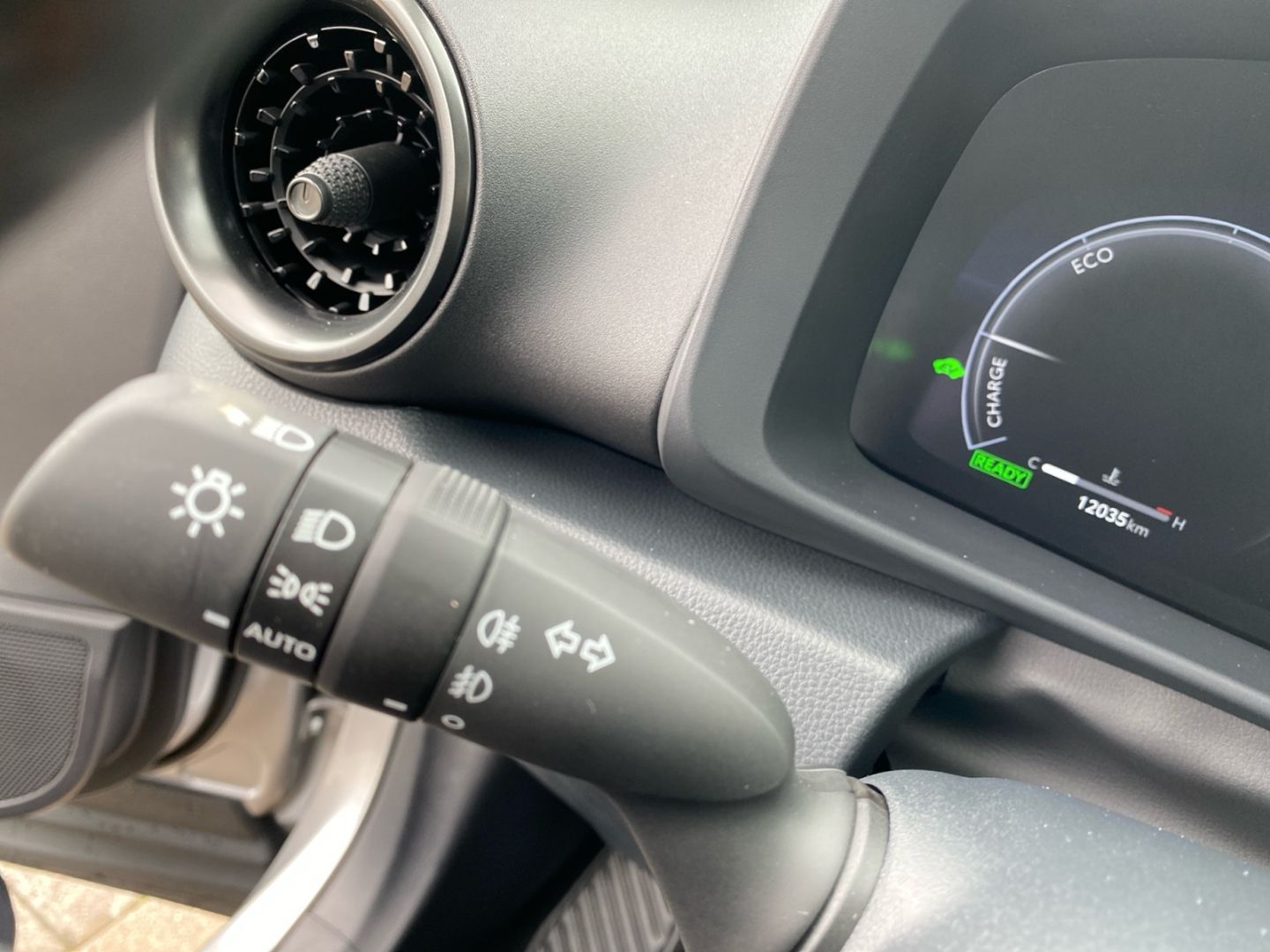 Toyota C-HR 1.8 Hybrid Teamplayer *LED*el. Heck*CAM*SHZ
