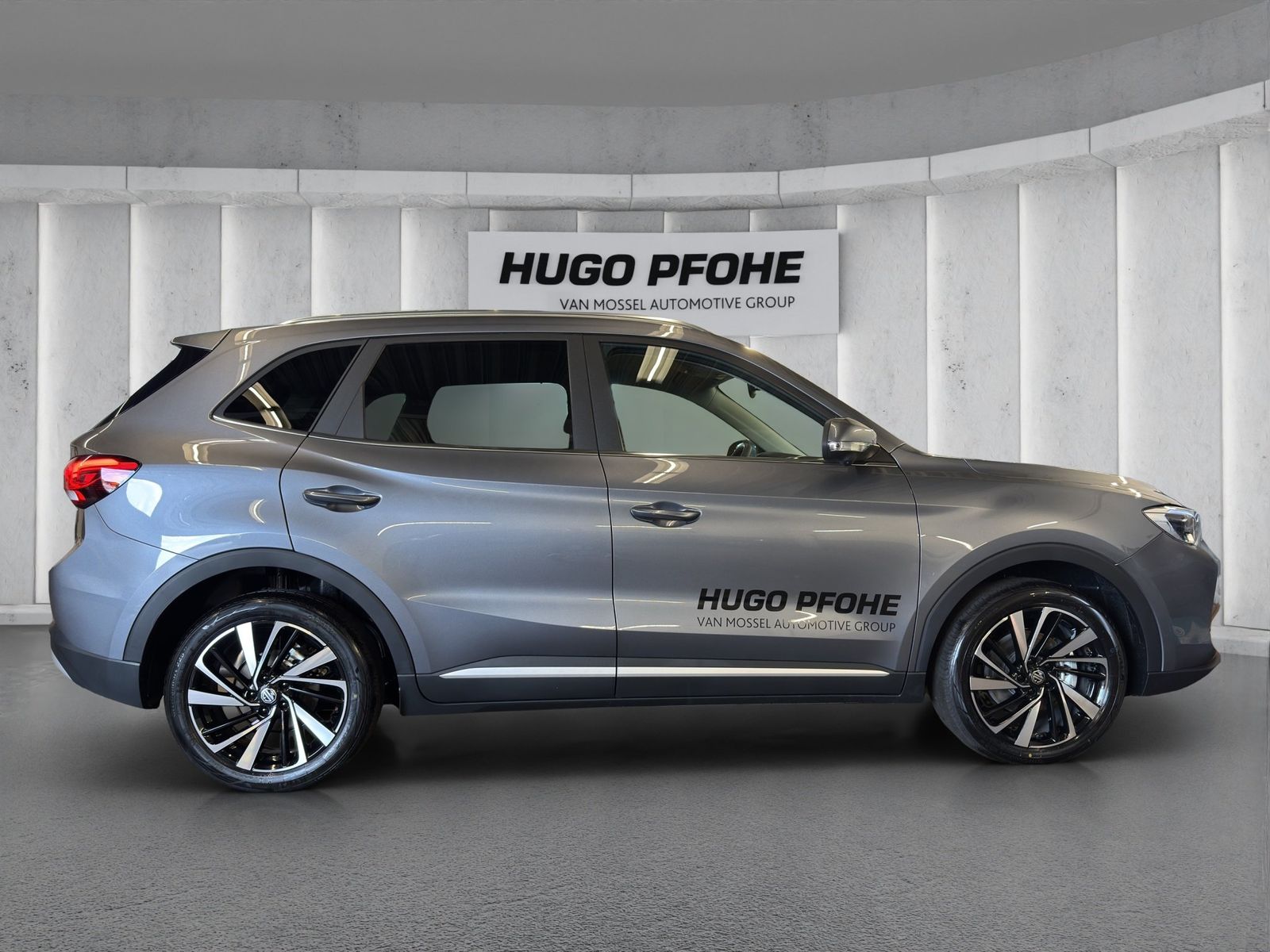 MG ZS Luxury 1.5 Hybrid+ Autom LED ACC RFK SHZ PDC