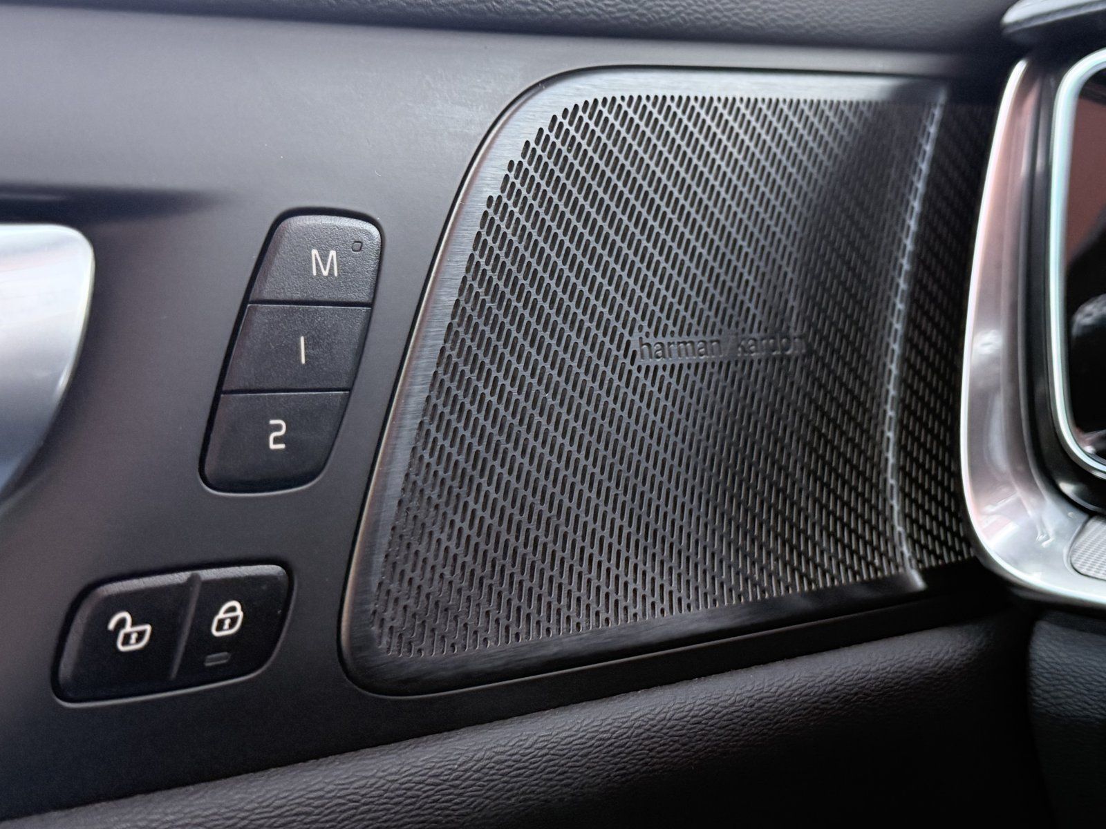 Volvo S60 B5 Ultimate Dark AWD+Winter+360°+Stdhzg