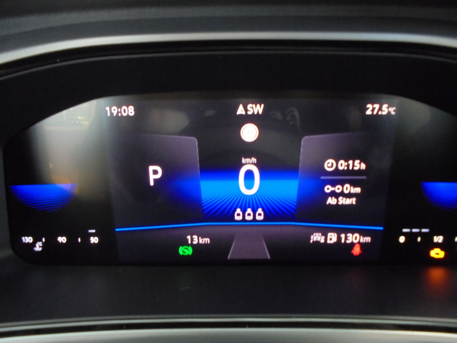 Volkswagen T-Roc TDI DSG Life - Samsaru's Car Outlet