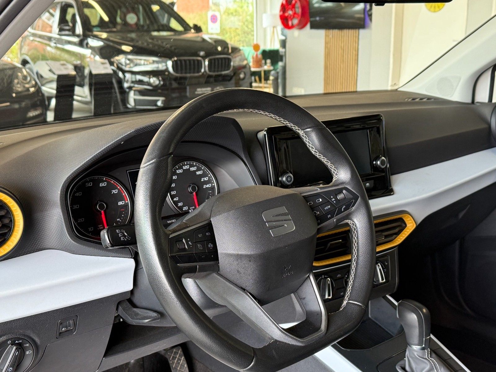 Seat Arona Style - Samsaru's Car Outlet
