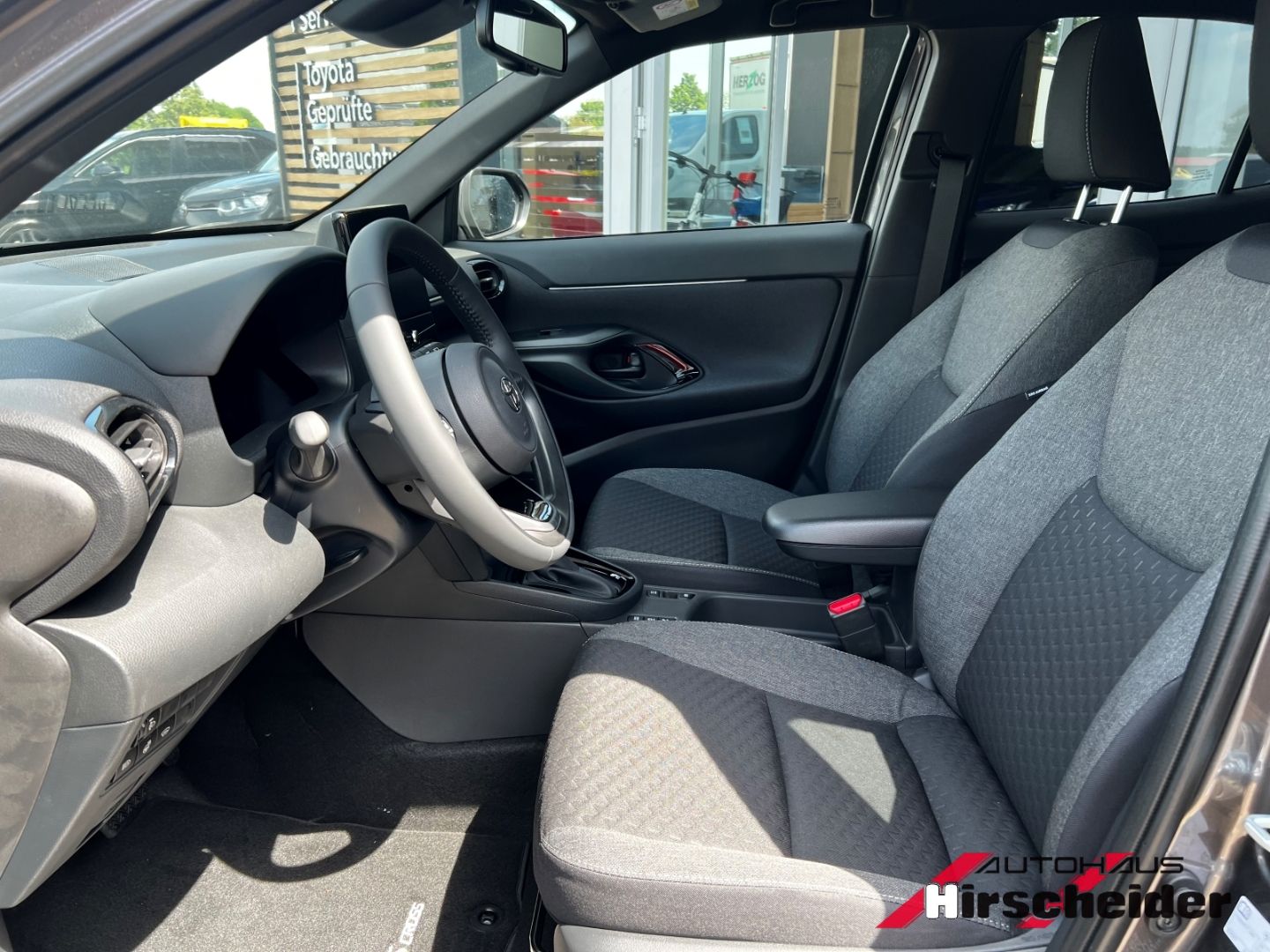 Toyota Yaris Cross Teamplayer 1,5 l Hybrid *Safety-Wint