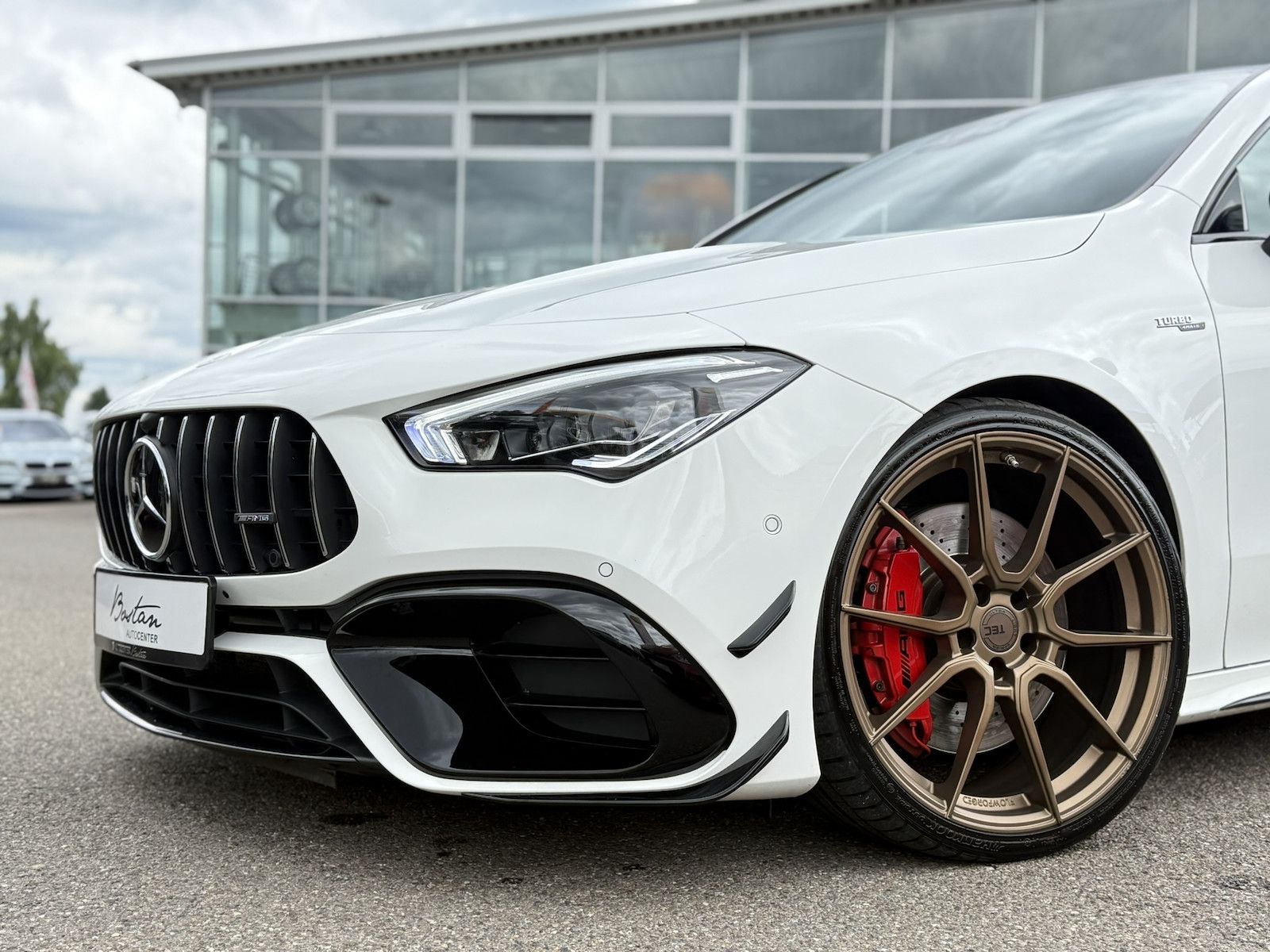 Mercedes-Benz CLA 45 AMG - Samsaru's Car Outlet