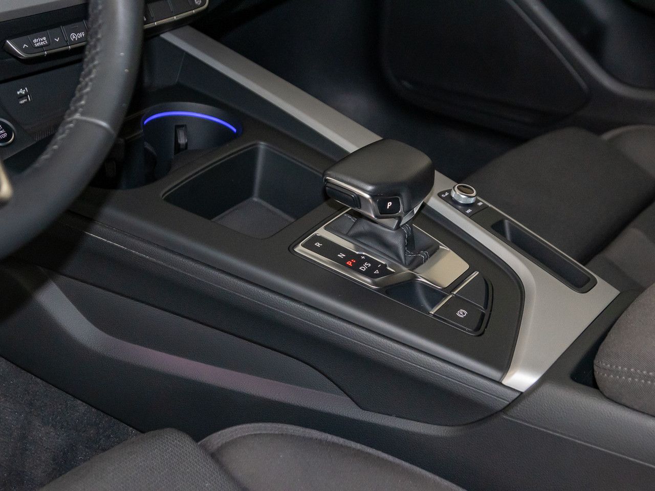Audi A4 Avant 40 TDI advanced - Samsaru's Car Outlet