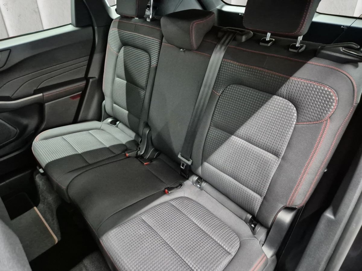 Ford Kuga ST-Line - Samsaru's Car Outlet