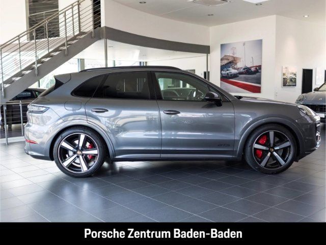 Porsche Cayenne GTS Sportabgas Surround-View BOSE 22-Zol