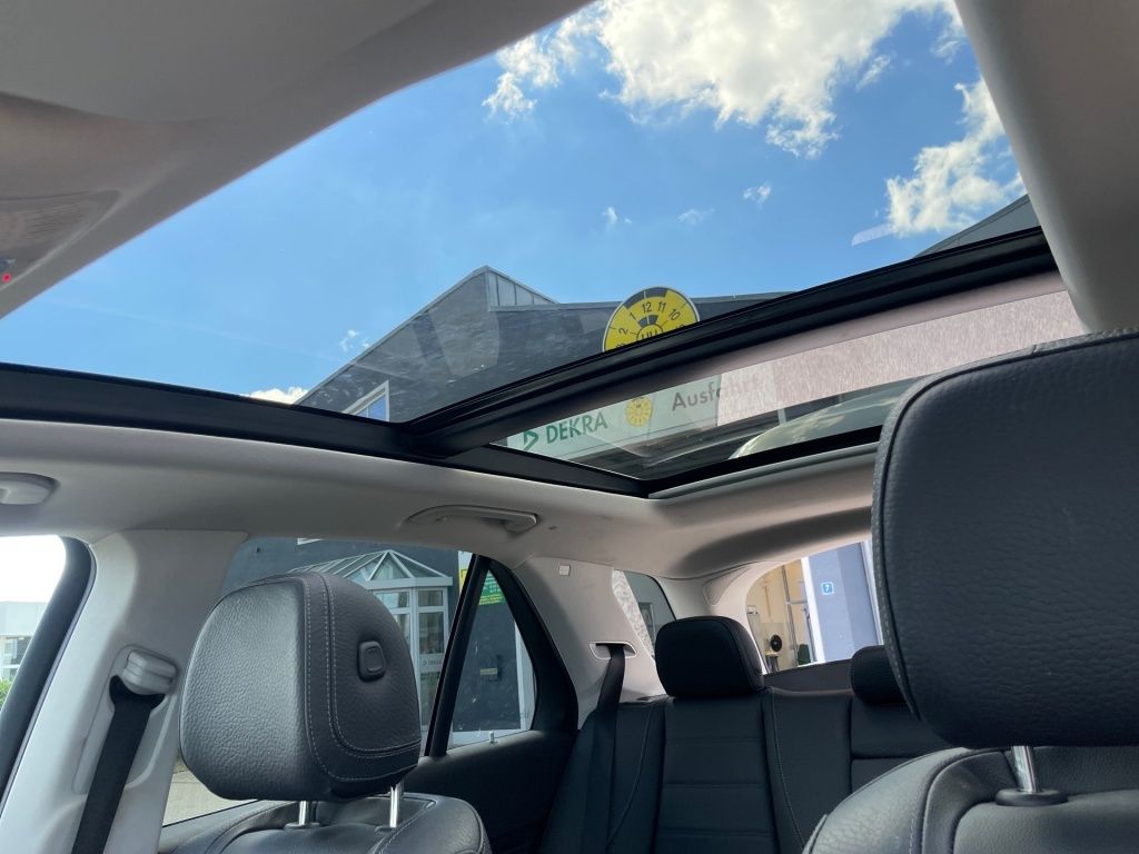 Mercedes-Benz GLE 300 d 4M AMG-ADV+*PANO-DACH*AHK*AIRMATIC*360