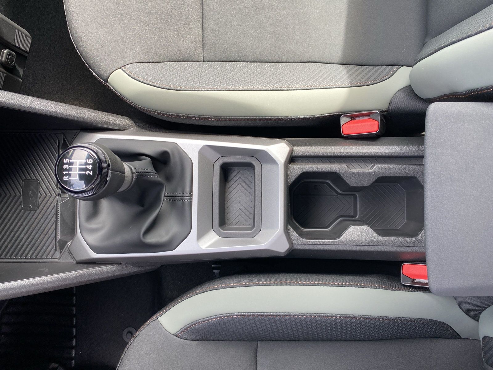 Dacia Duster Extreme TCe 130 - Samsaru's Car Outlet