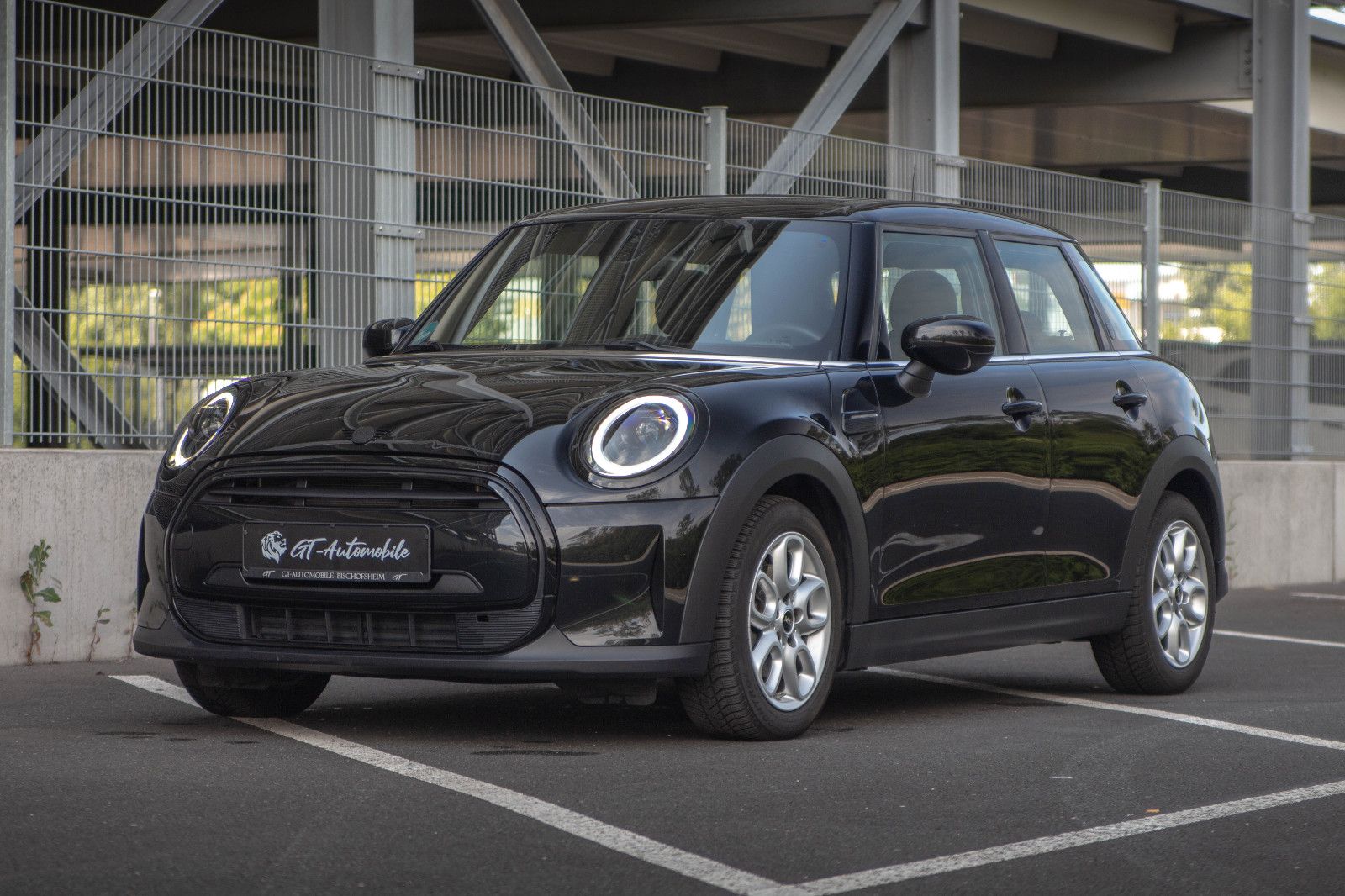 MINI Cooper Yours - Samsaru's Car Outlet