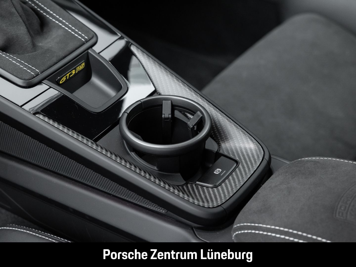 Porsche 992 911 GT3 RS - Samsaru's Car Outlet
