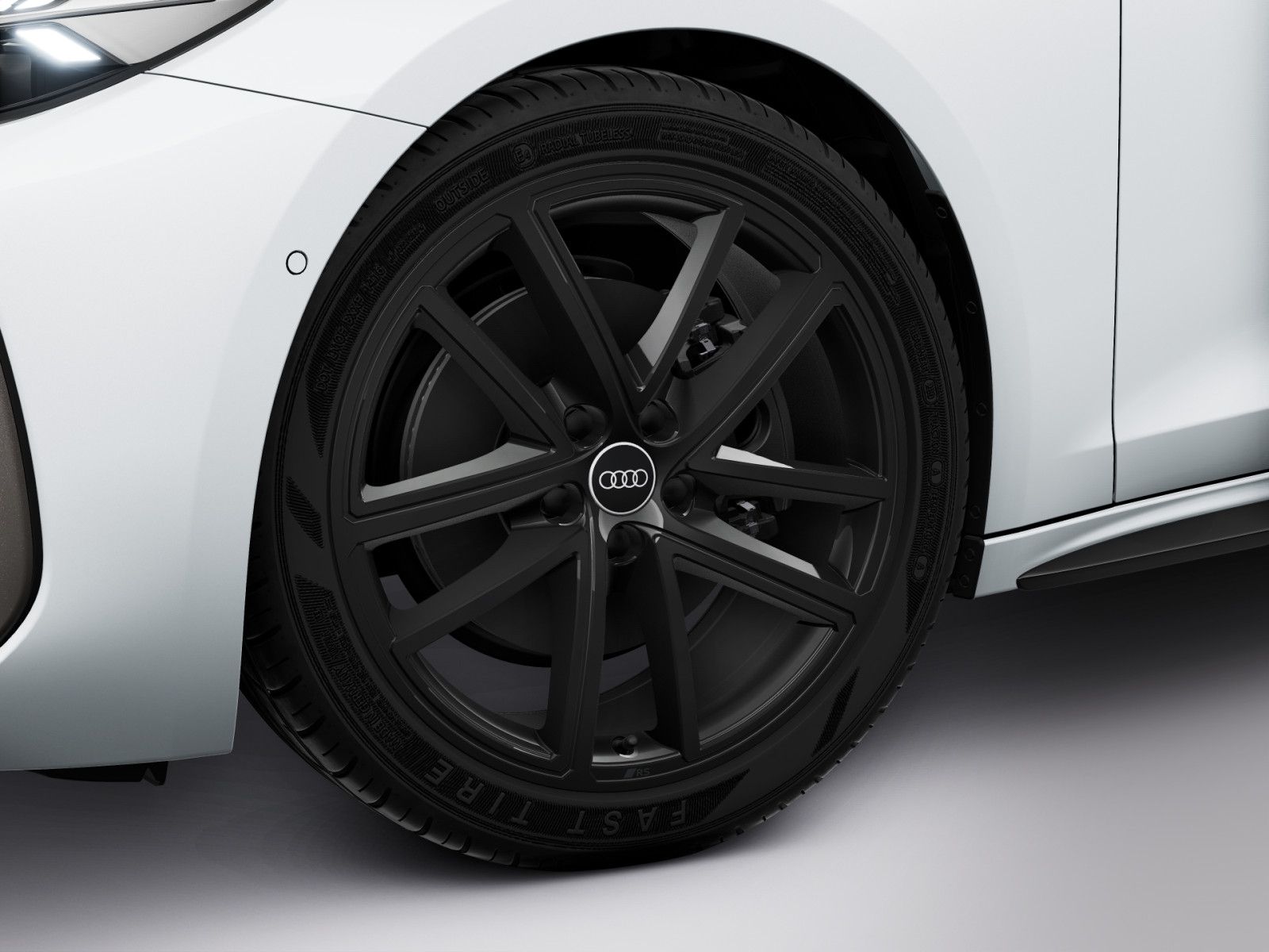 Audi A5 Avant 40 TFSI qu S line edition one S tro*B&O