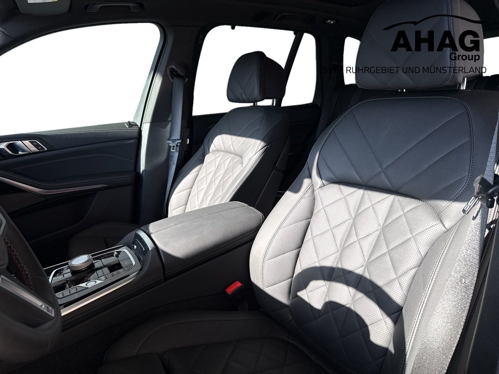 BMW X5 M60i xDrive PanoSky AHK Luftfed.StHz.H/K 360°