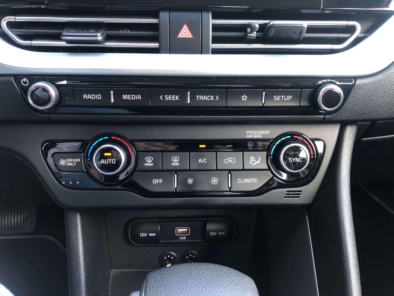 Kia Niro Edition 7 1.6 HEV DCT - Samsaru's Car Outlet