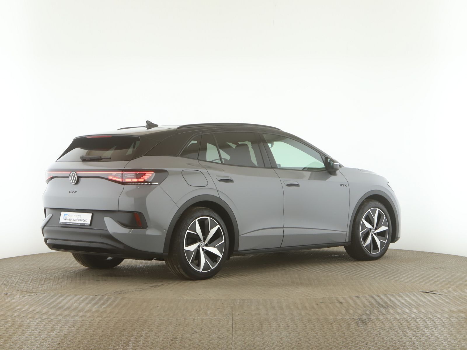Volkswagen ID.4 GTX 4M Pano+AHK+Matrix+RFK+Navi+SitzH+Apple