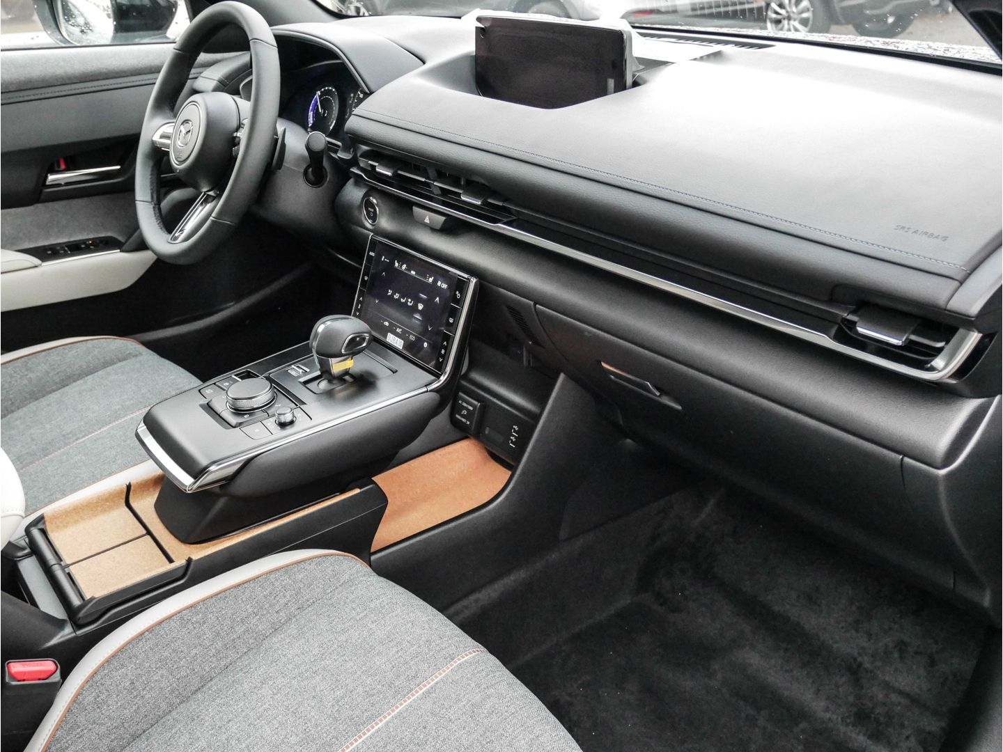 Mazda MX-30 e-SKYACTIV R-EV MAKOTO PREMIUM-Paket SCHIE