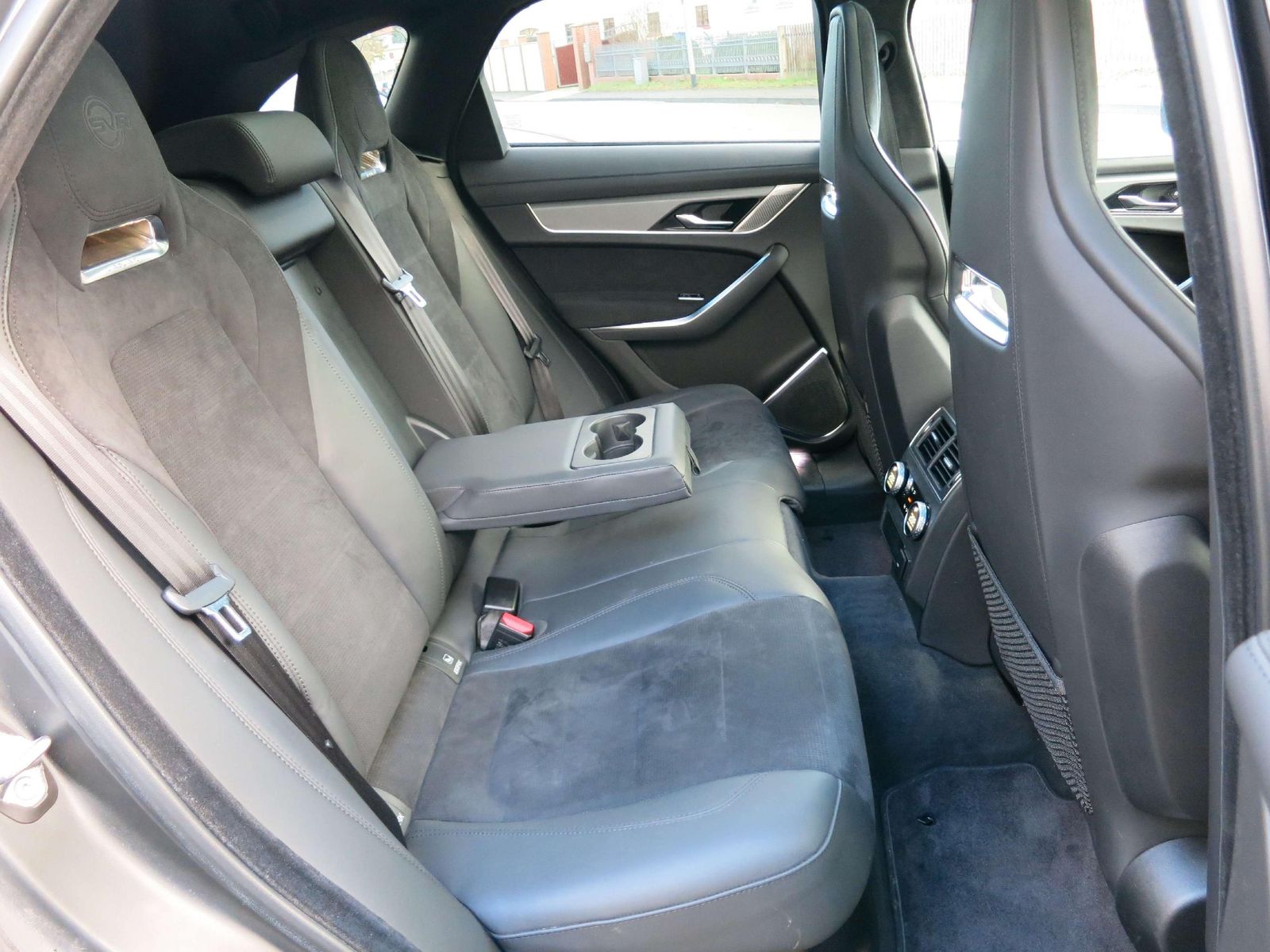 Jaguar F-Pace SVR AWD Subwoofer ACC HEAD-UP KAMERA 21