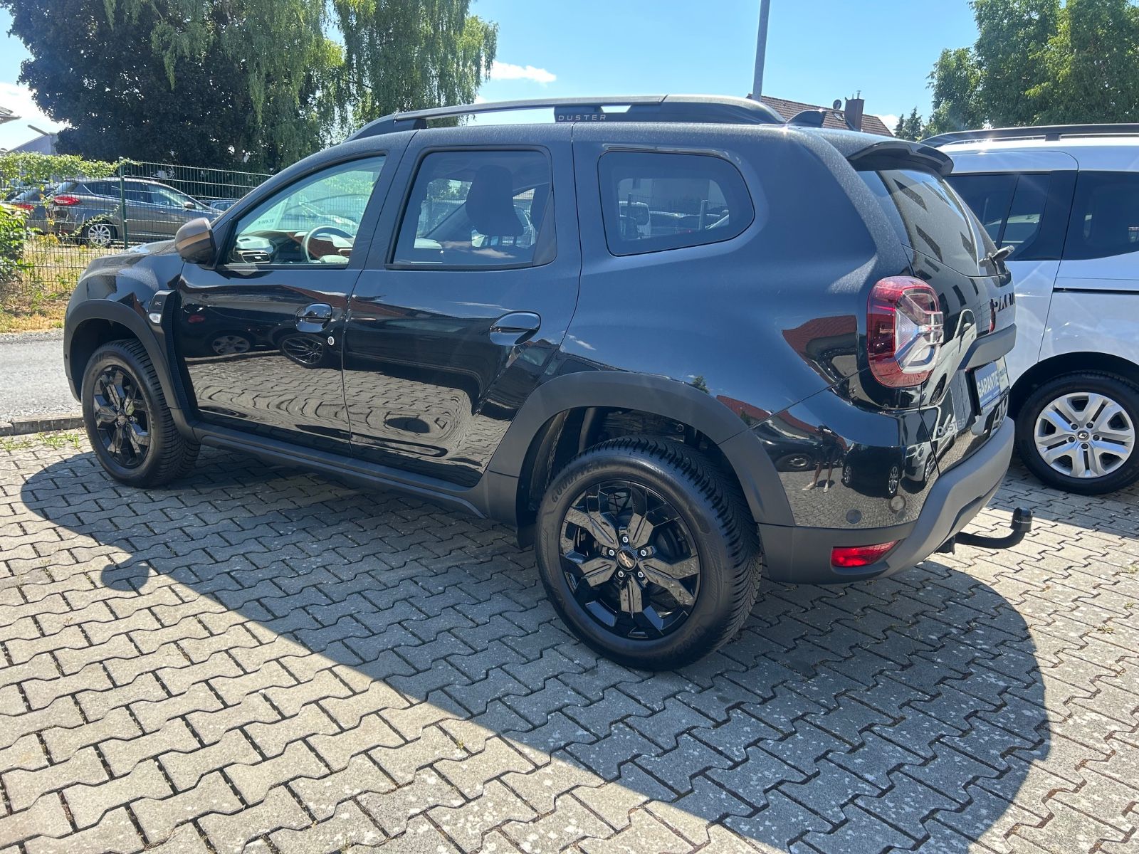 Dacia Duster TCe 150 EDC Extreme - Samsaru's Car Outlet