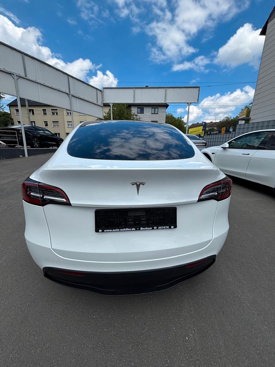 Tesla Model Y Long Range Dual AWD # +AHK # incl. MWST.