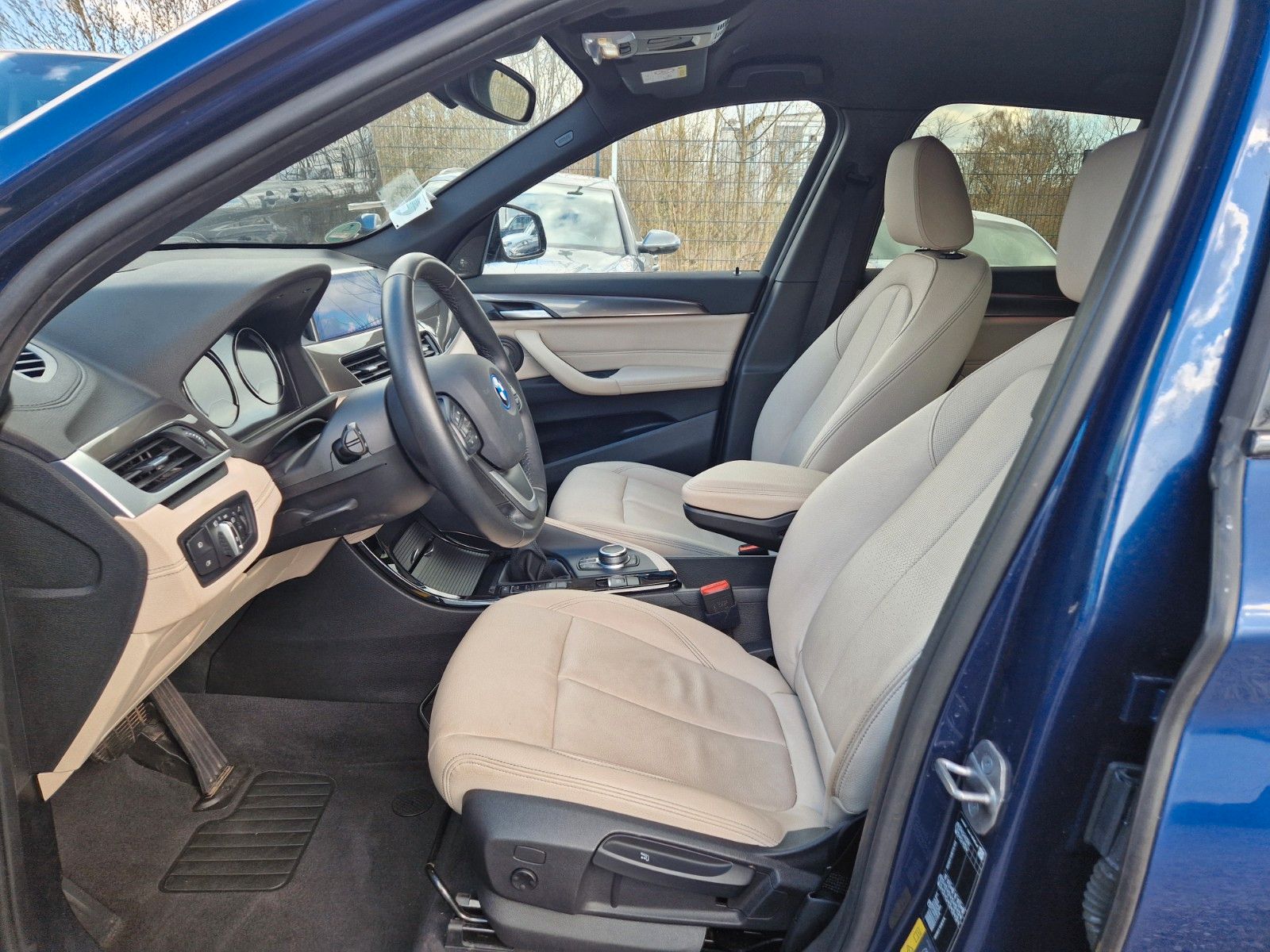 BMW X1 xDrive 25e Plug-in xLine - Samsaru's Car Outlet