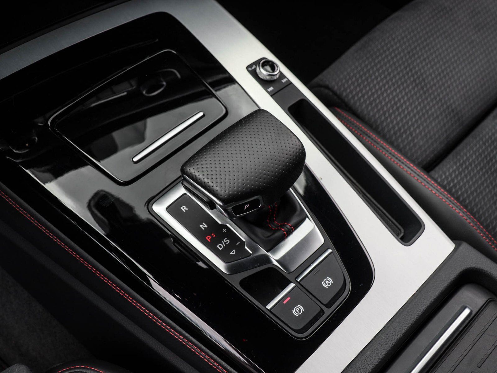 Audi Q5 nza 55 TFSI e S-Line quattro AHK Matrix Kamer
