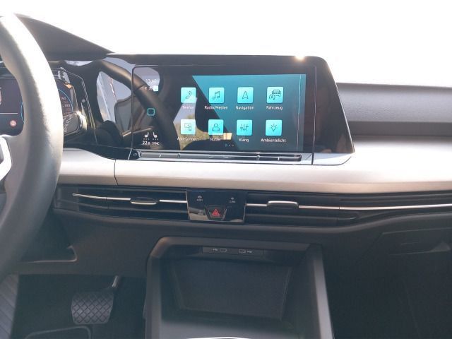 Volkswagen Golf VIII Life 1.5 e TSI - Samsaru's Car Outlet