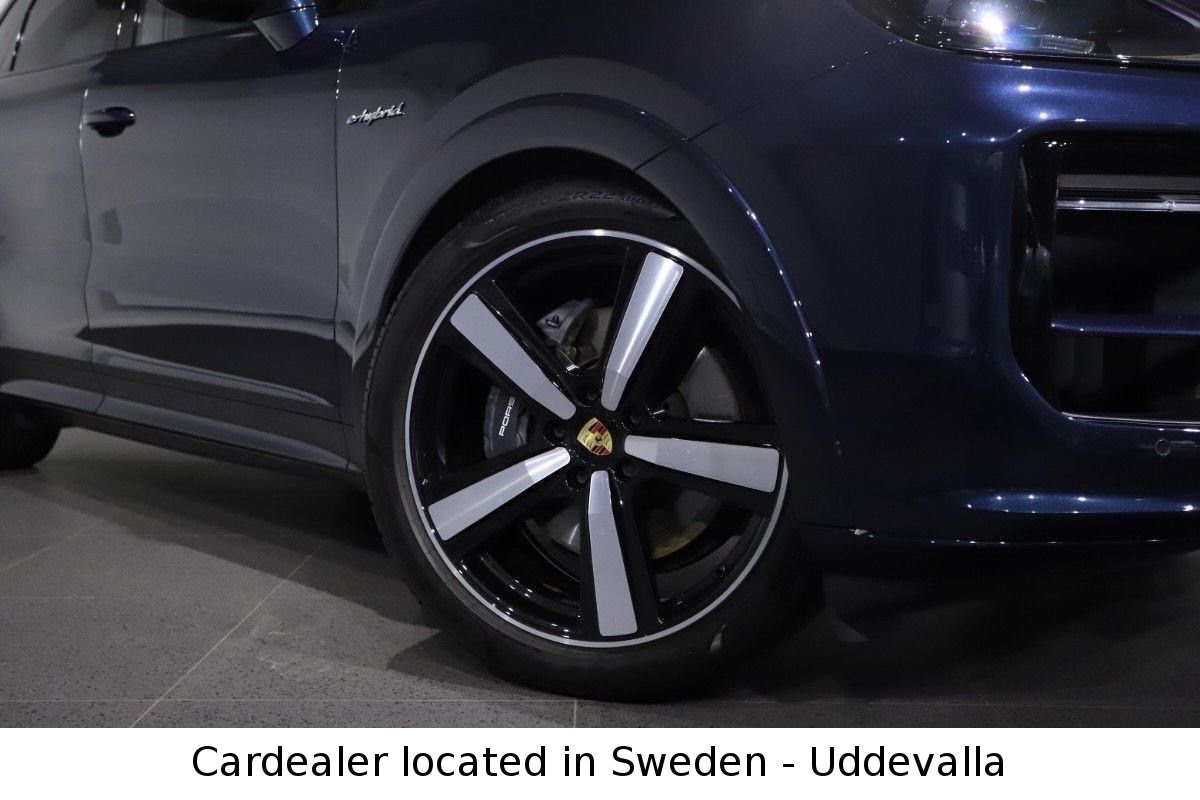 Porsche Cayenne E-Hybrid 470HP PANO 22" PASS-DISPLAY VAT