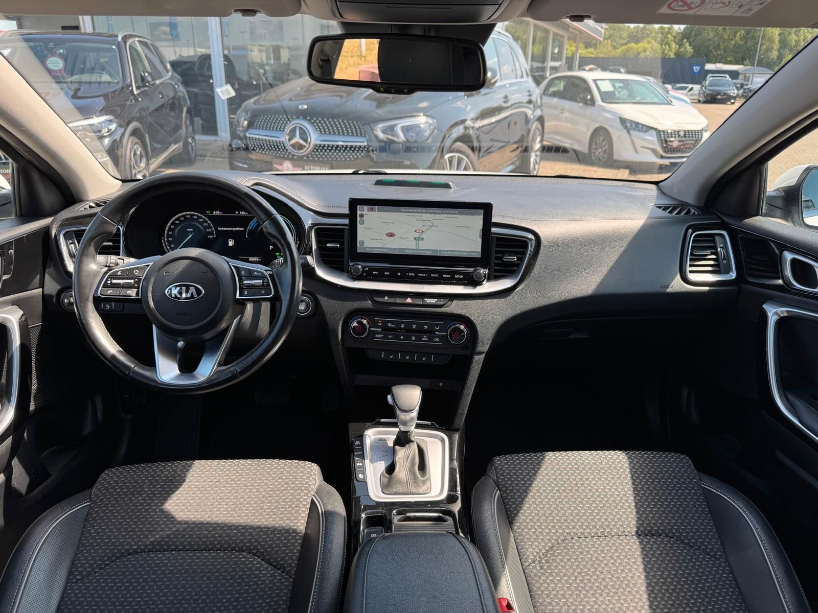 Kia XCeed 1.6 DCT Plug-in-Hybrid Platinum Edition - Samsaru's Car Outlet