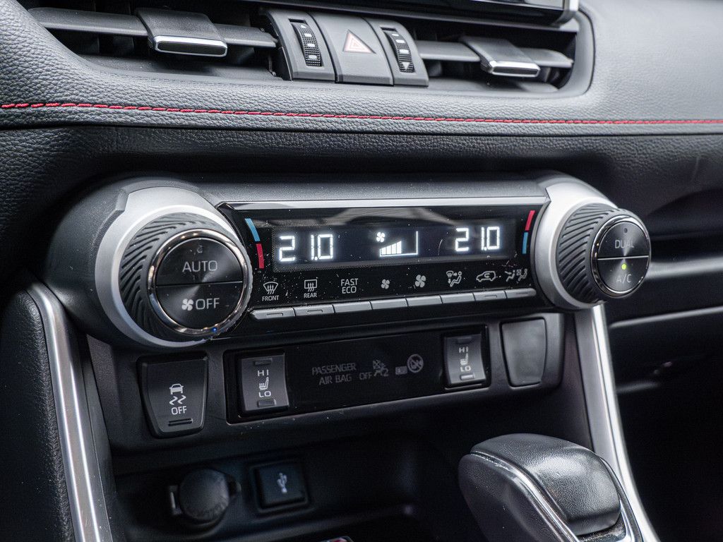 Toyota RAV4 2.5 Plug-in Hybrid 4x4 SHZ KAMERA NAVI ACC