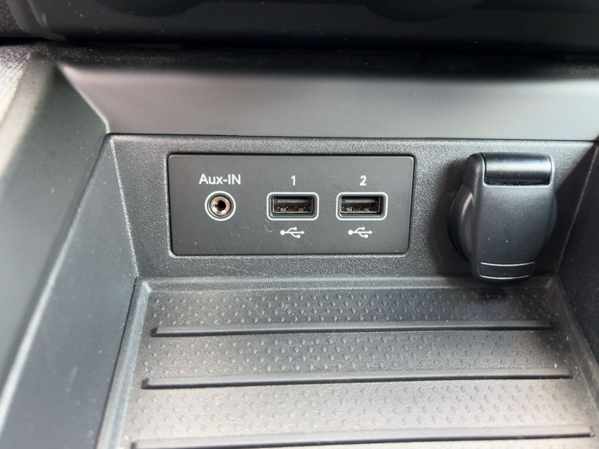 Renault ZOE INTENS R135 - Samsaru's Car Outlet