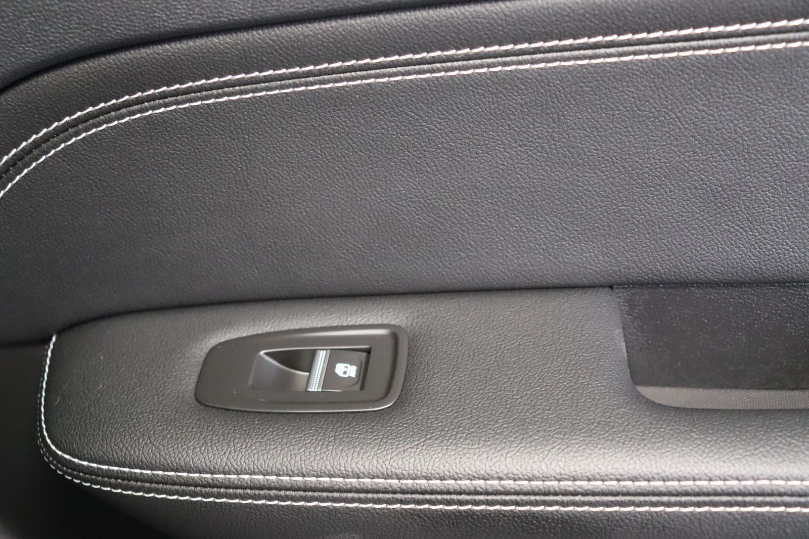 Renault Arkana - Samsaru's Car Outlet