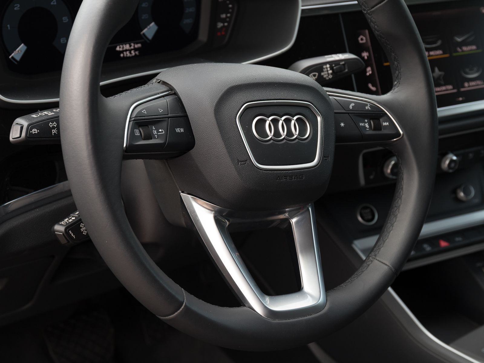 Audi Q3 Sportback 40 TDI Q ADVANCED - Samsaru's Car Outlet