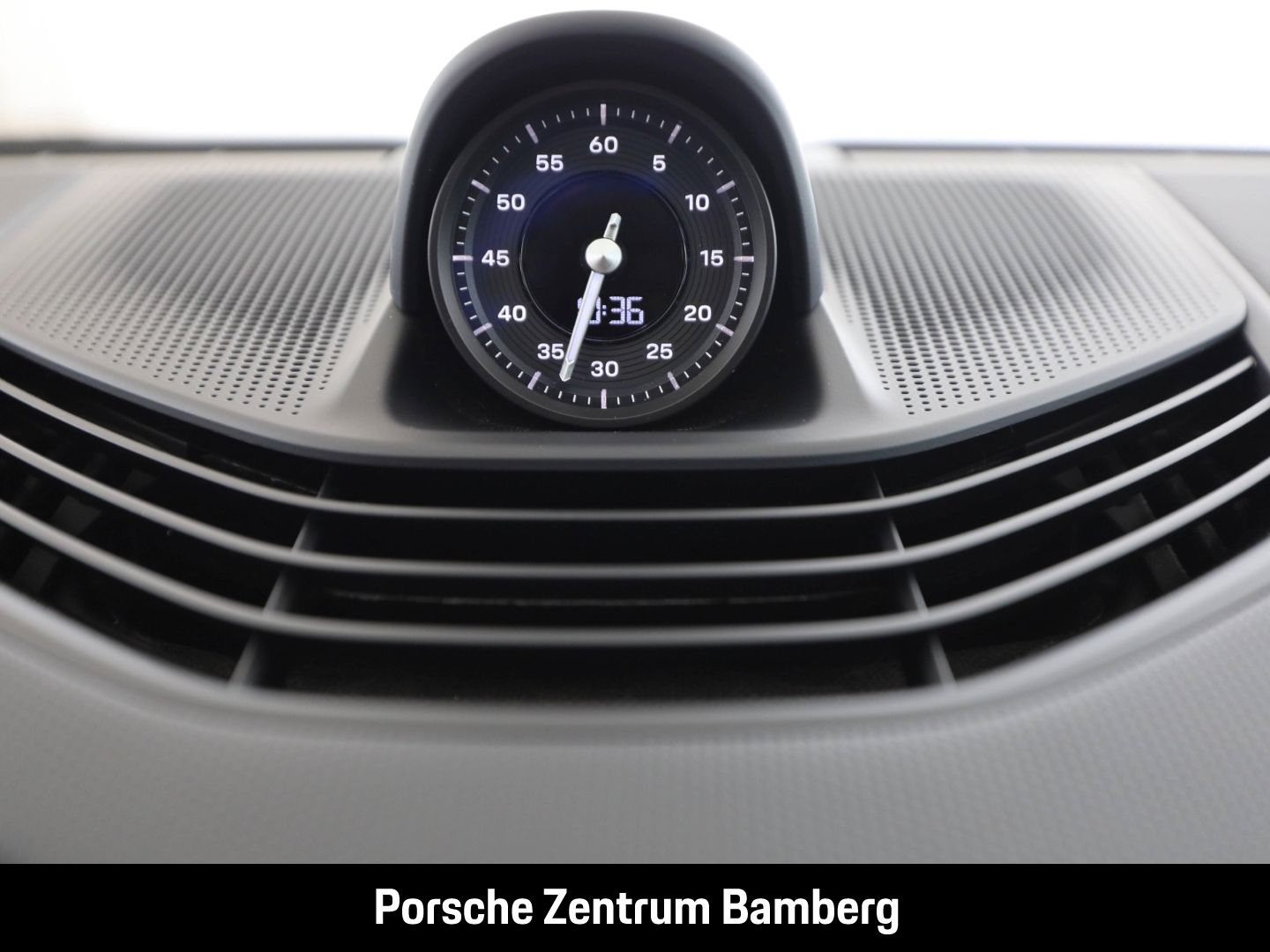 Porsche Taycan 4 CT/ BOSE/ 20 Zoll/ Sitzbelüft./ ACC uvm