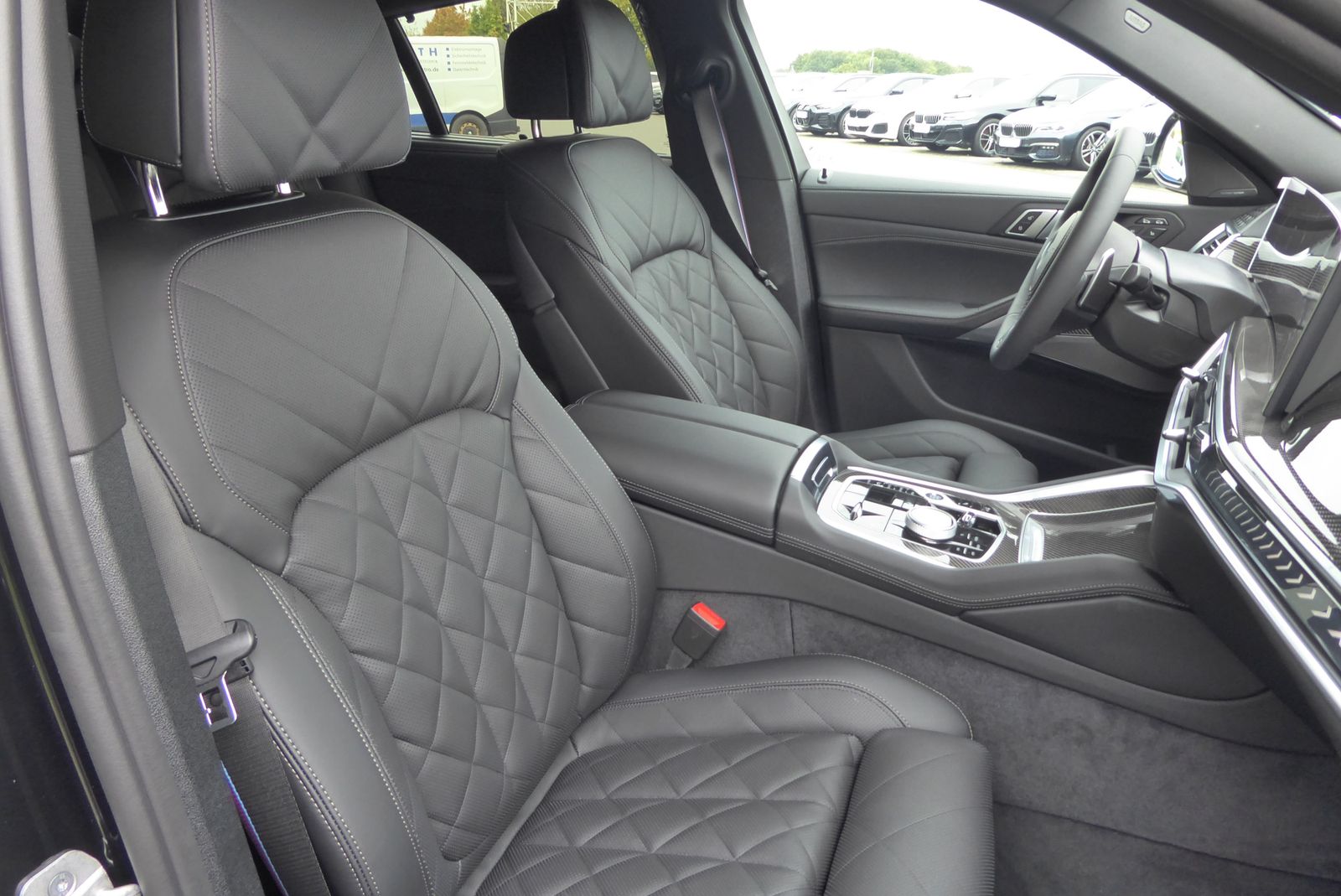 BMW X6 xDrive40d M Sport AHK HuD SH PANO 360°