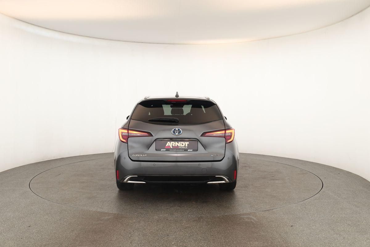 Toyota Corolla Touring Sports 2.0 CVT Team D Navi Kam