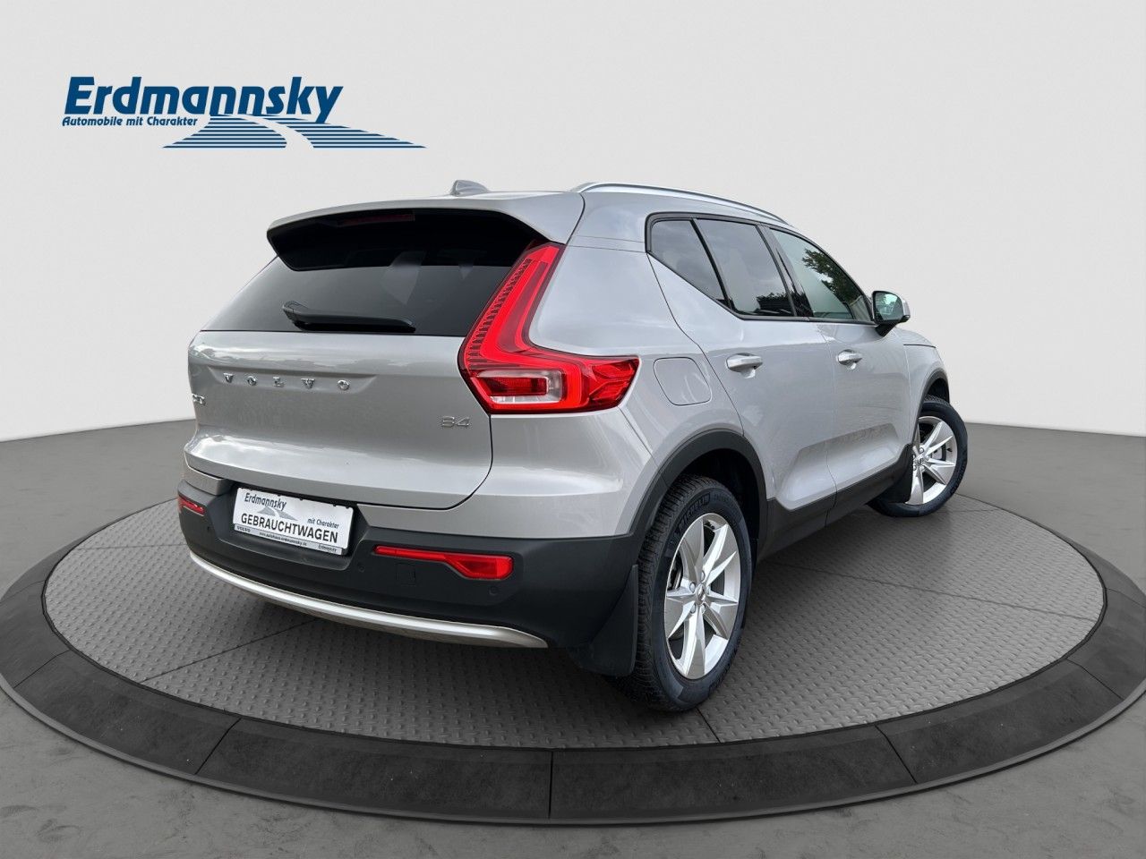Volvo XC40 B4 Core/Navi/LED/AHK/Standhz/Kam/BLIS/el.HK