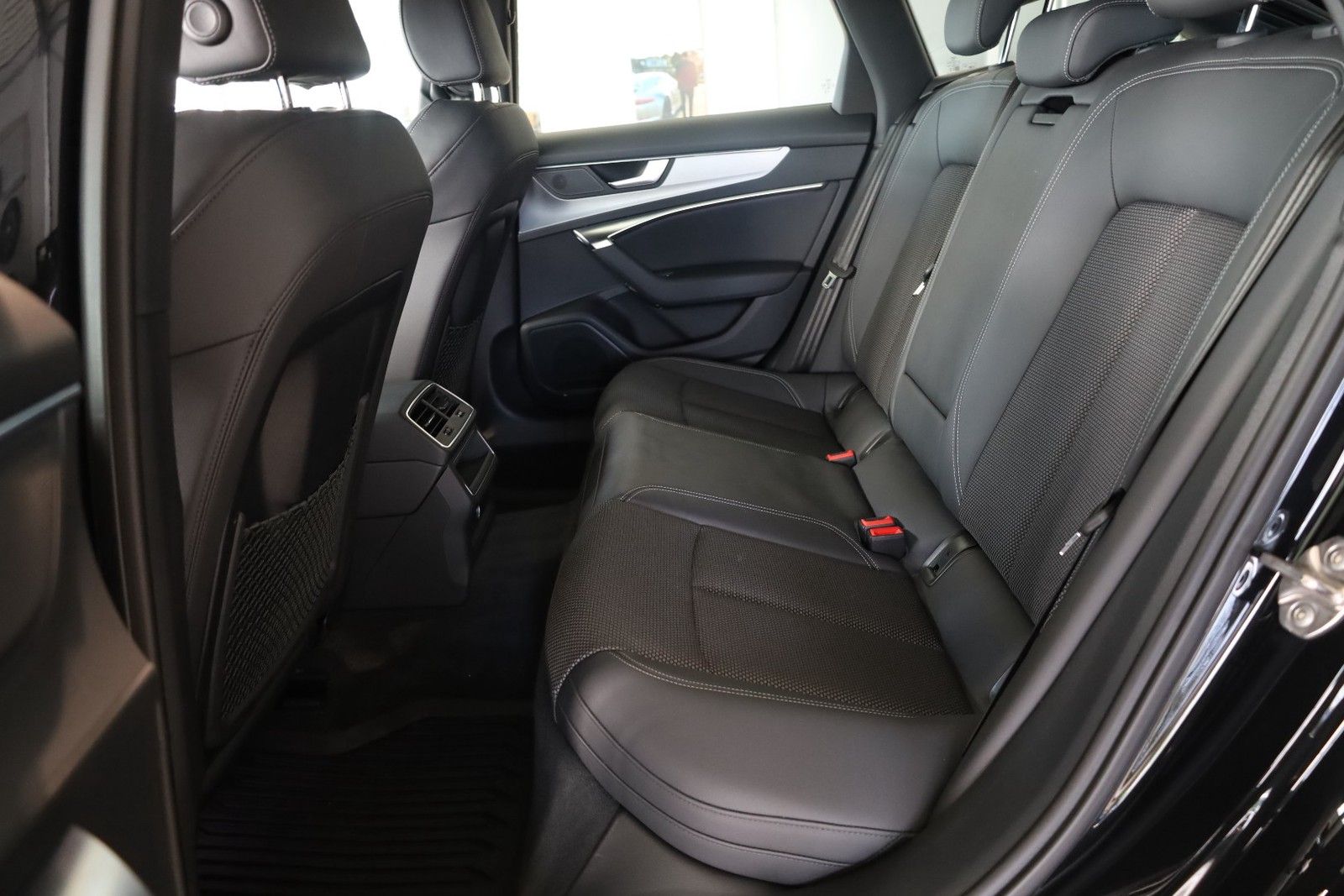 Audi A6 Avant 40 TDI quattro S line
