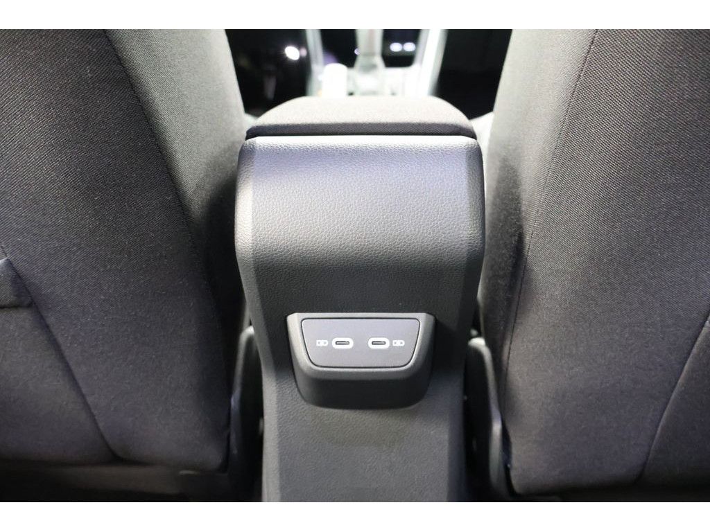 Volkswagen Polo VI 1.0 TSI R-Line DSG,Navi,Matrix,RFK