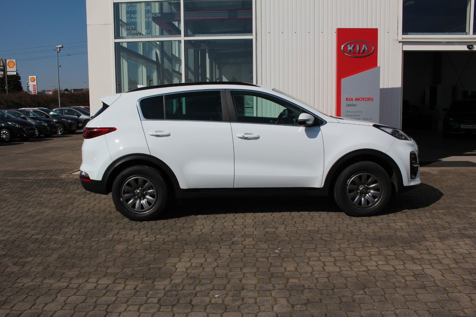Kia SPORTAGE BLACK EDITION 2WD - Samsaru's Car Outlet