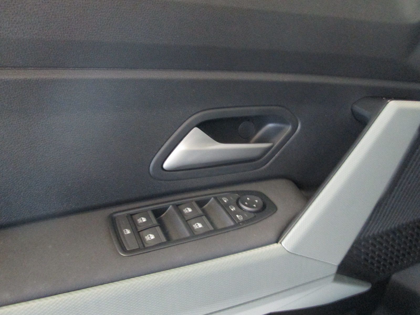 Dacia Duster III TCe 130 Extreme - Samsaru's Car Outlet