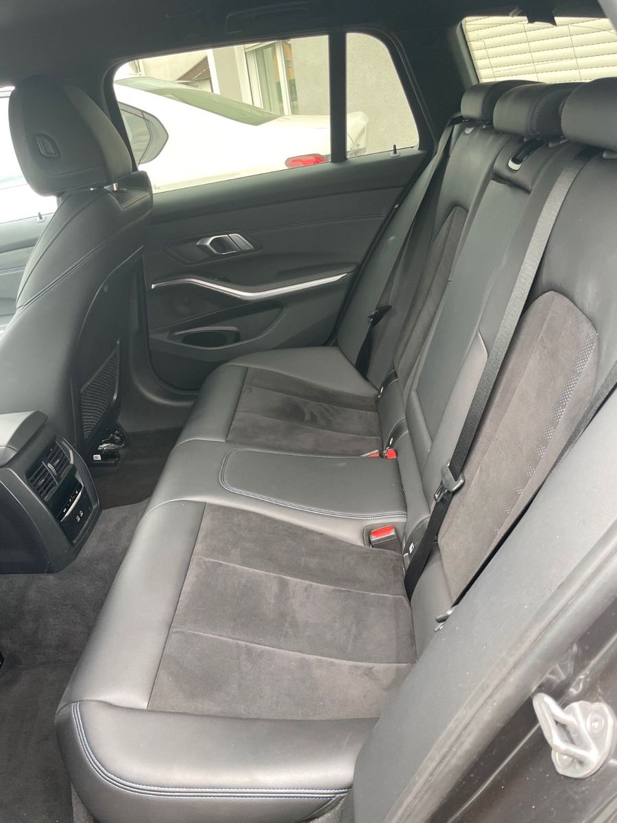 BMW 330 d xDrive M Sport - Samsaru's Car Outlet