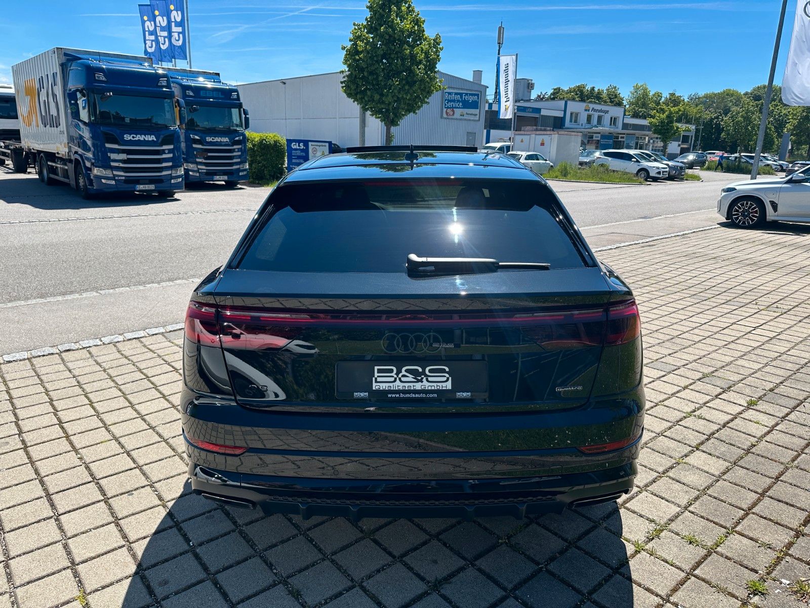 Audi Q8 50 TDI quattro - Samsaru's Car Outlet