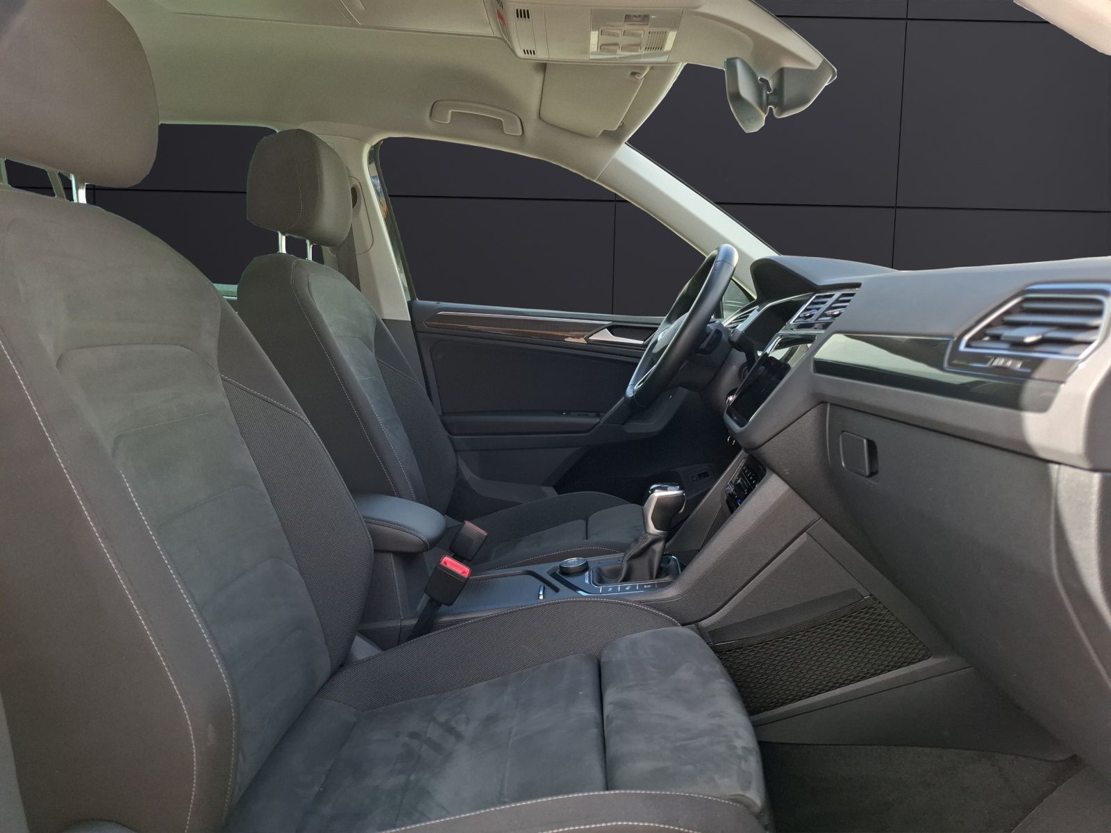 Volkswagen Tiguan TDI Elegance DSG 4M Matrix Navi ACC AHK S
