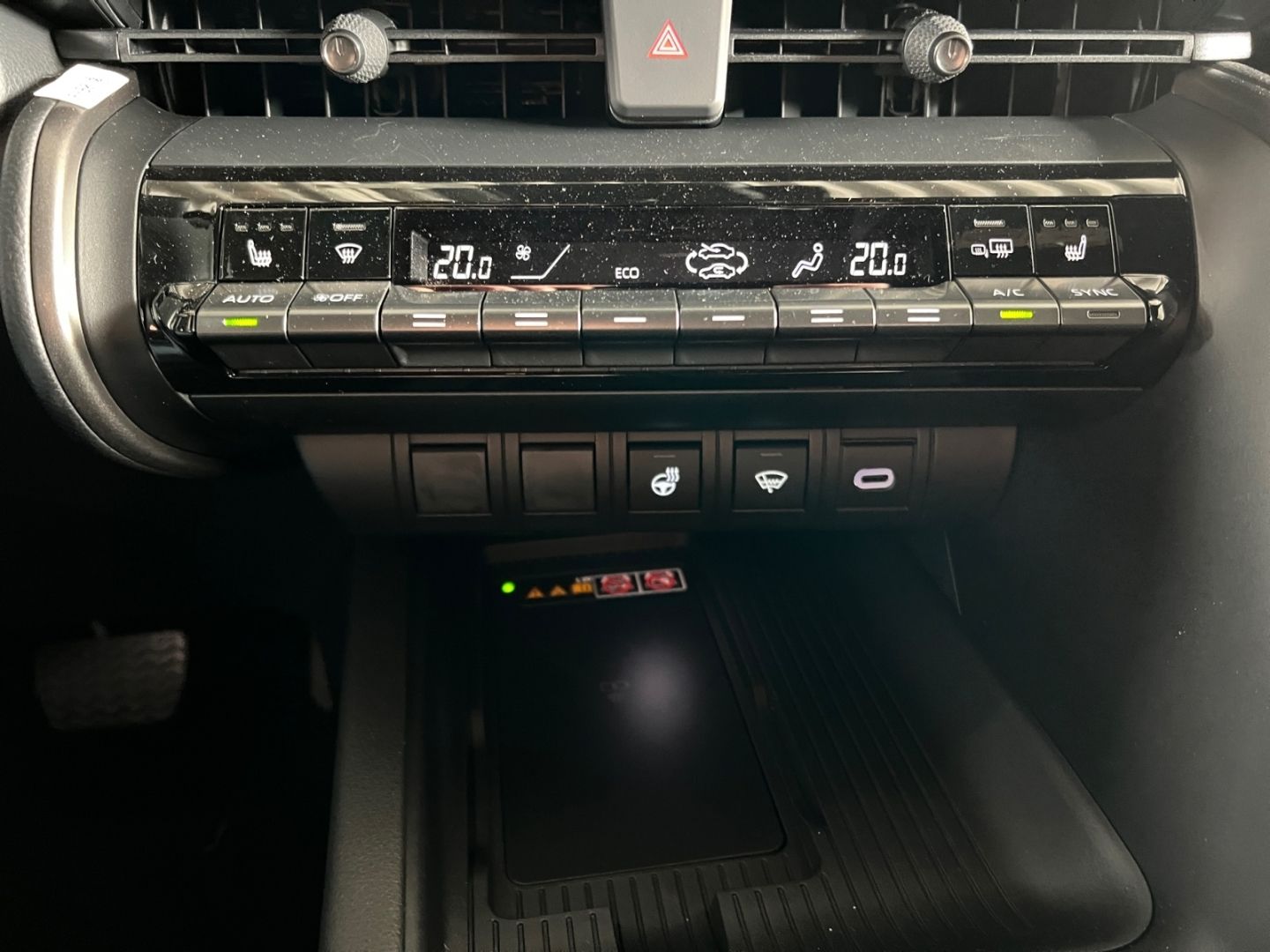 Toyota C-HR 1.8 Hybrid BiTone *LED*CAM*SHZ*CarPlay*ACC*