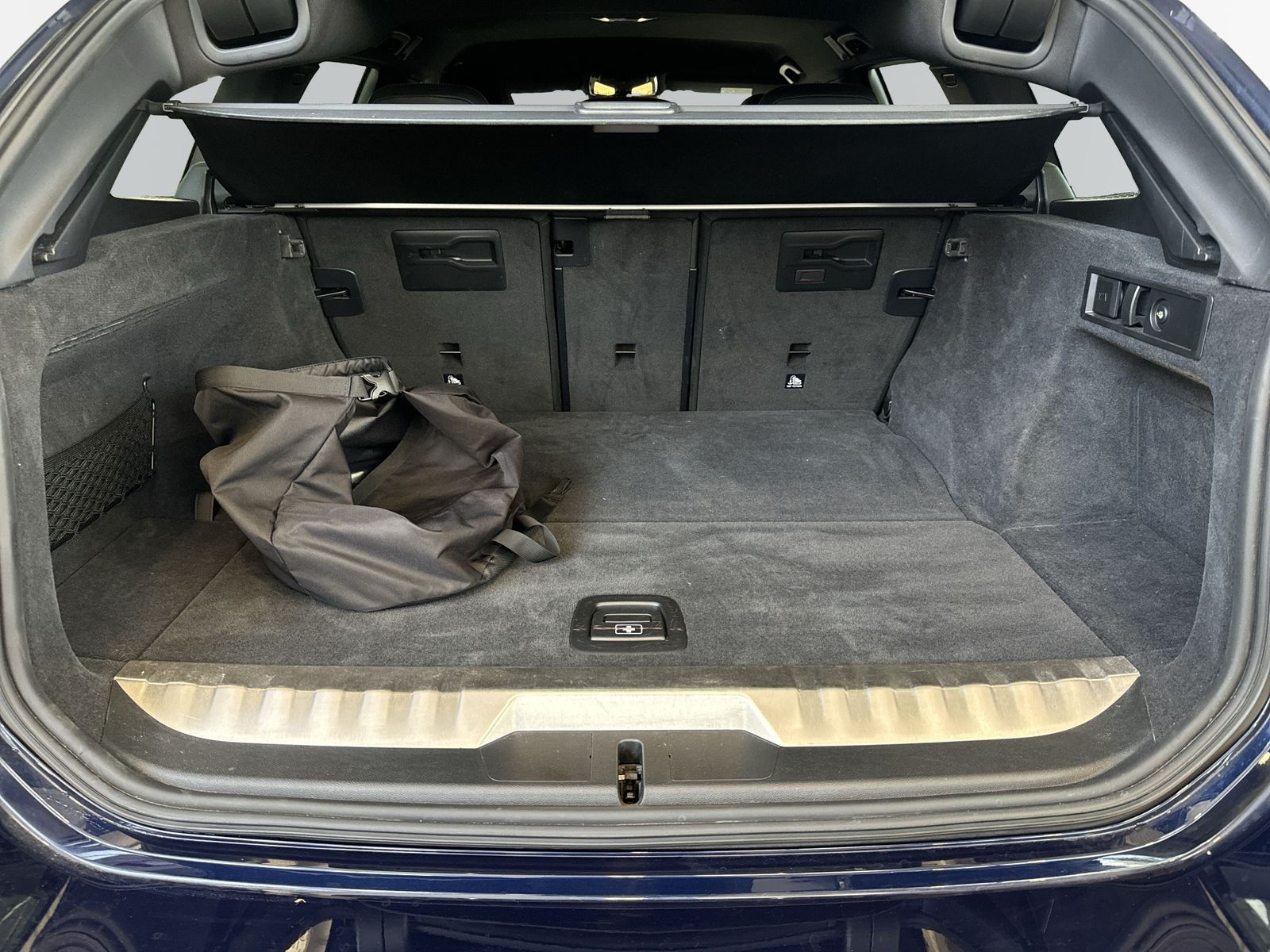 BMW 330e xDrive Touring*M Sportpaket Pro*18"*LC Prof