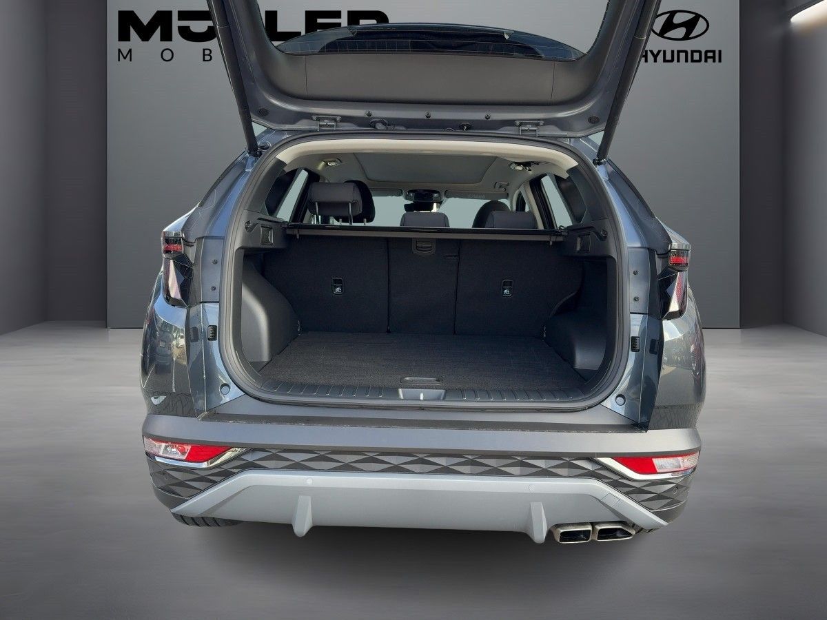 Hyundai TUCSON 1.6 T-GDI Trend - Samsaru's Car Outlet
