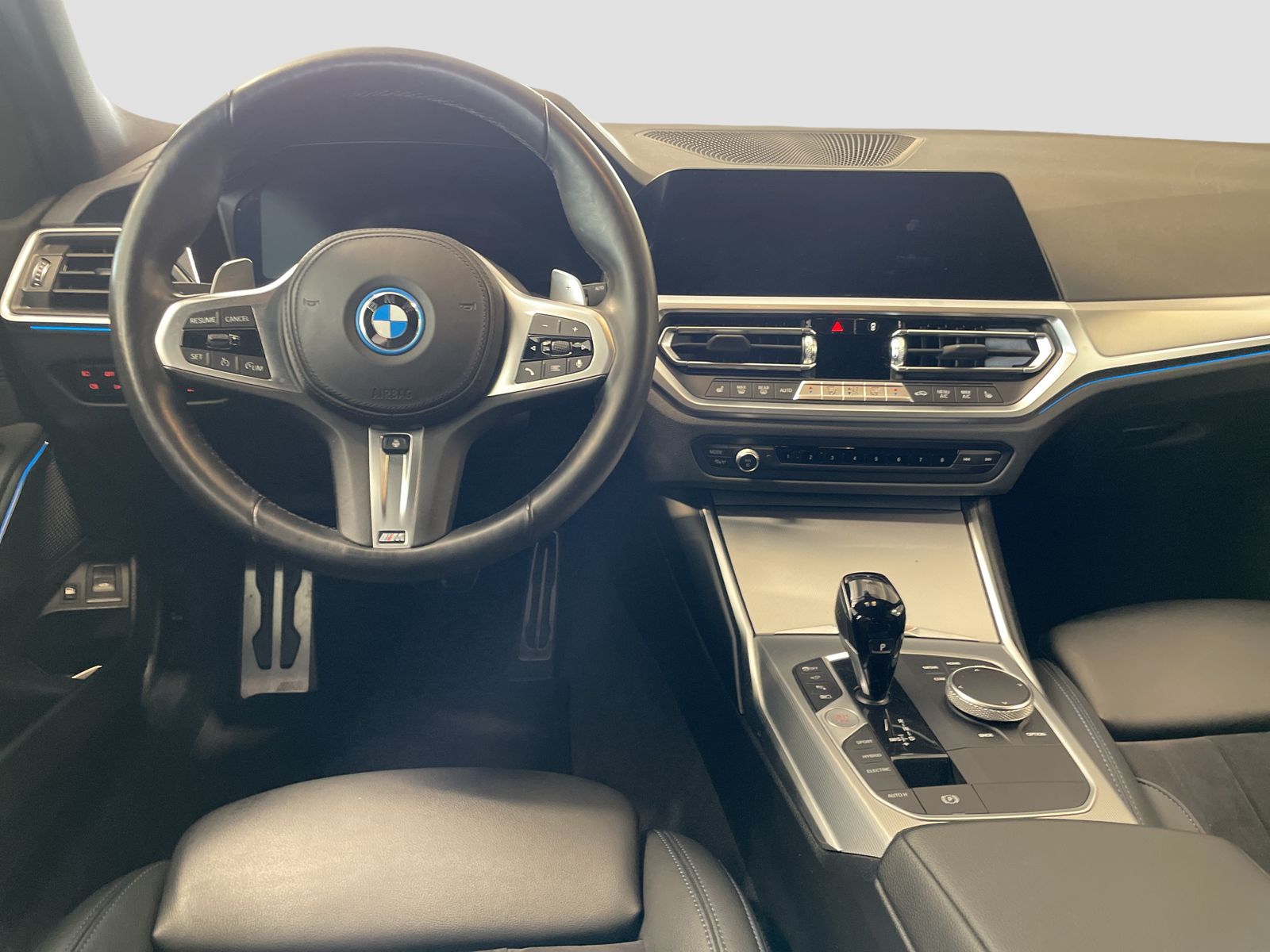 BMW 320e xDrive Touring M Sport - Samsaru's Car Outlet