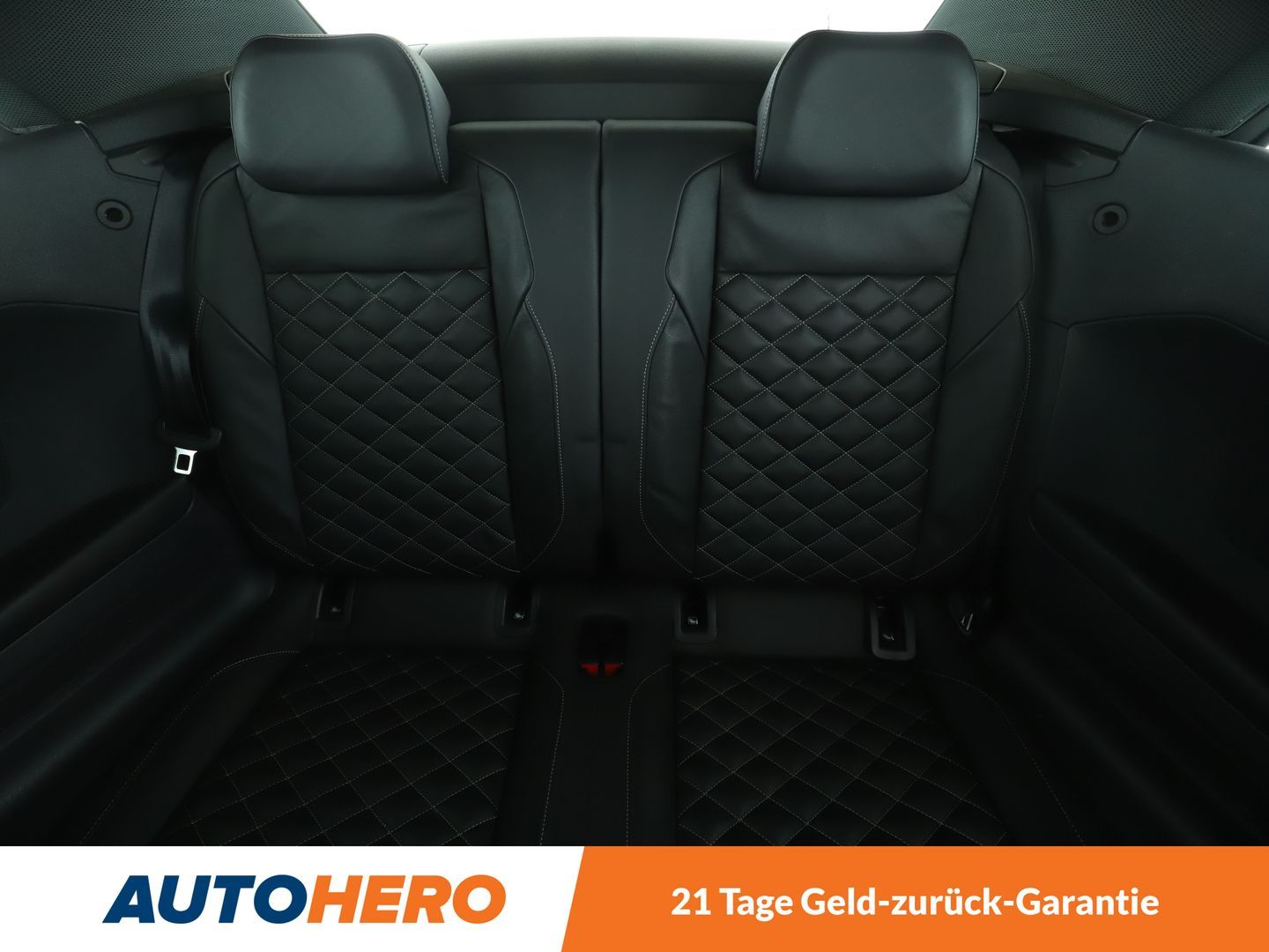 Volkswagen T-Roc 1.5 TSI ACT R-Line - Samsaru's Car Outlet