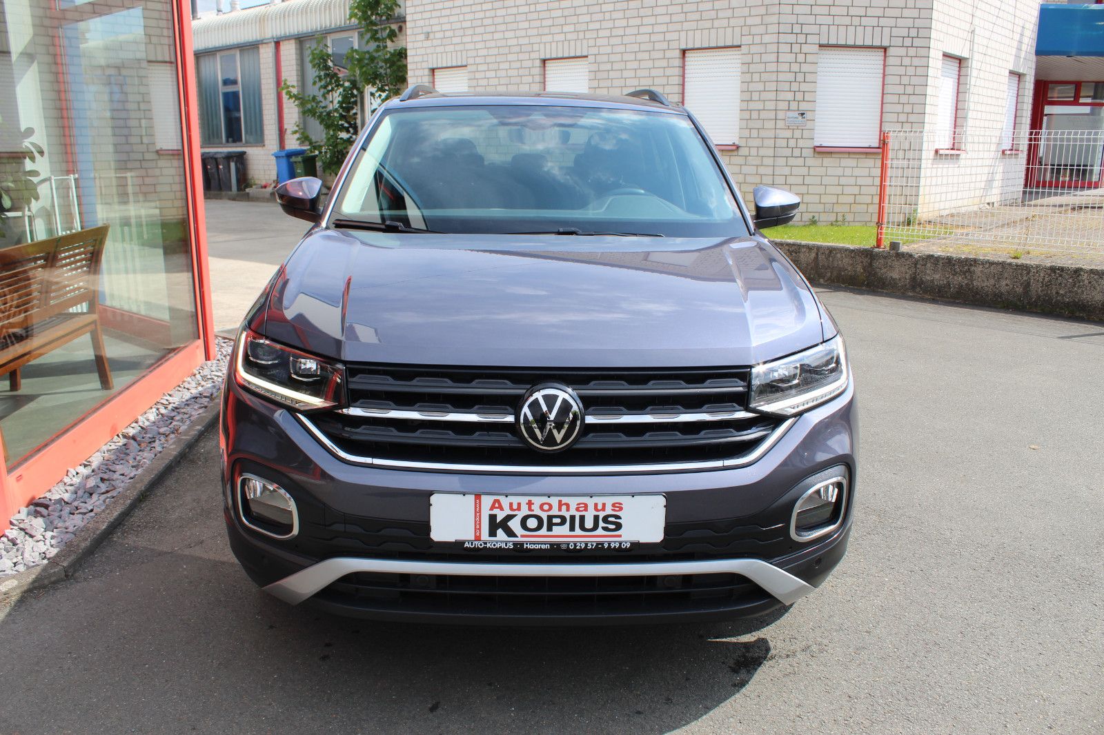 Volkswagen T-Cross 1.0 TSI Active - Samsaru's Car Outlet