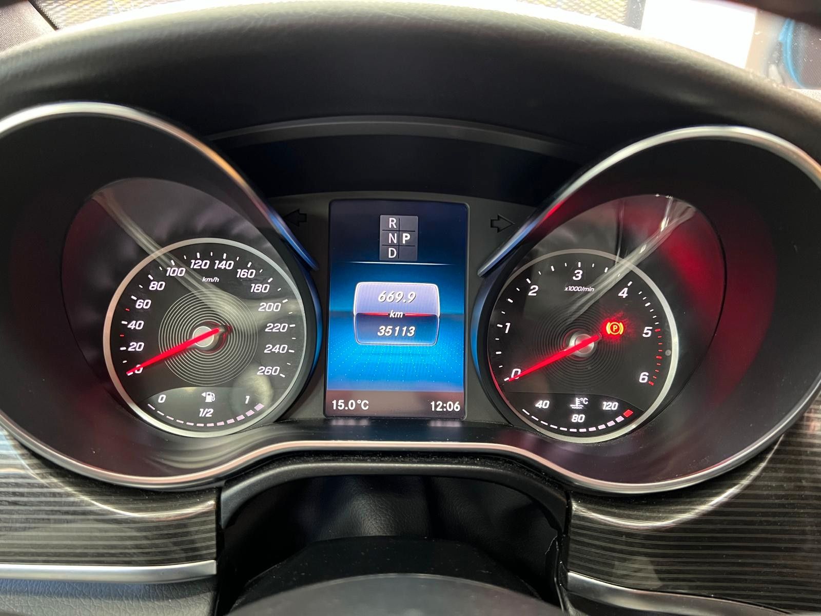Mercedes-Benz V 220 V -Klasse V 220d 4MATIC lang - Samsaru's Car Outlet