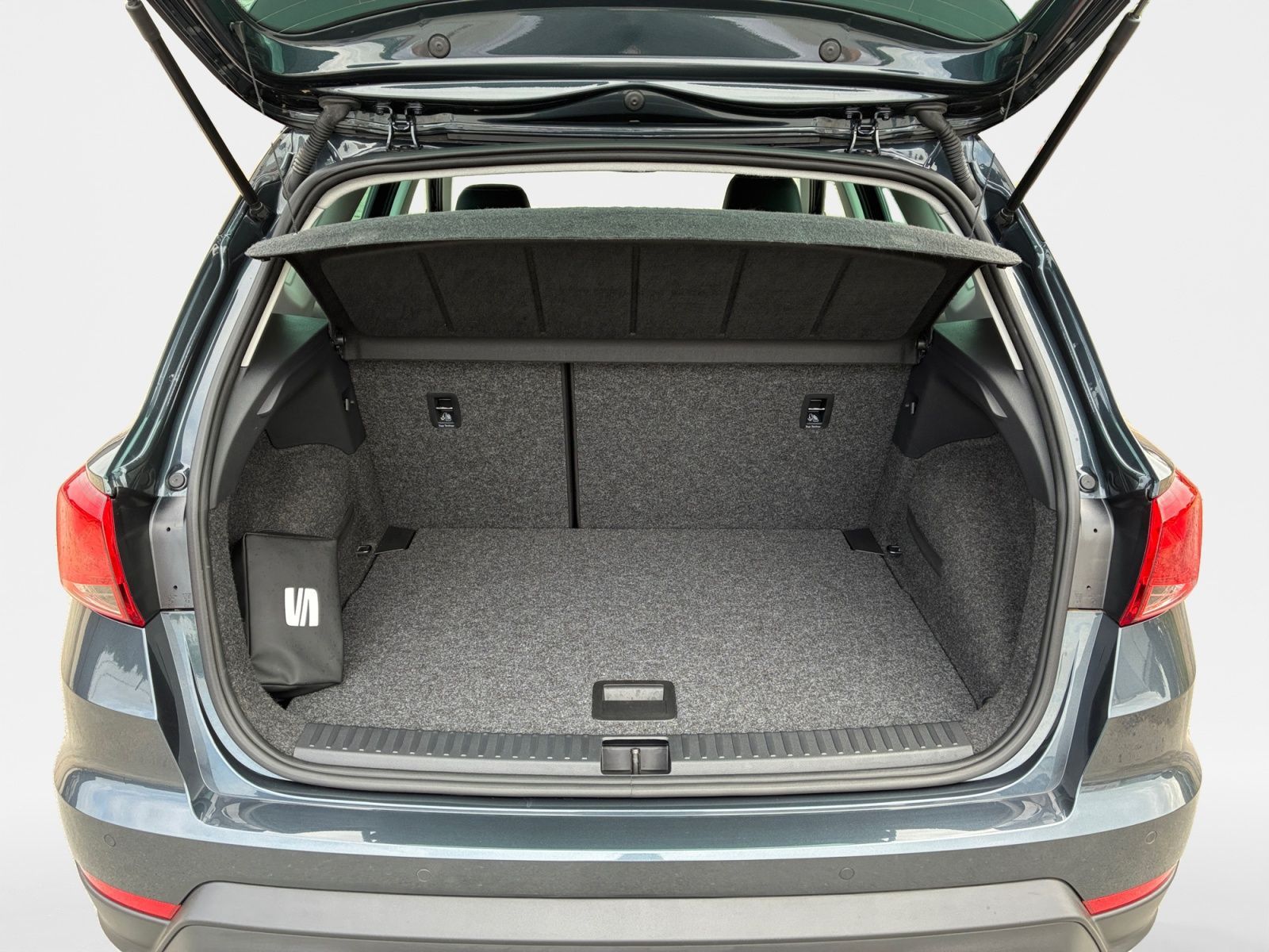 Seat Arona 1.0 TSI DSG Style Edition AHK SHZ Rückfahr
